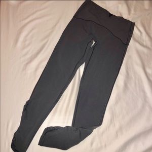 IVIVVA grey ruched leggings! size 10